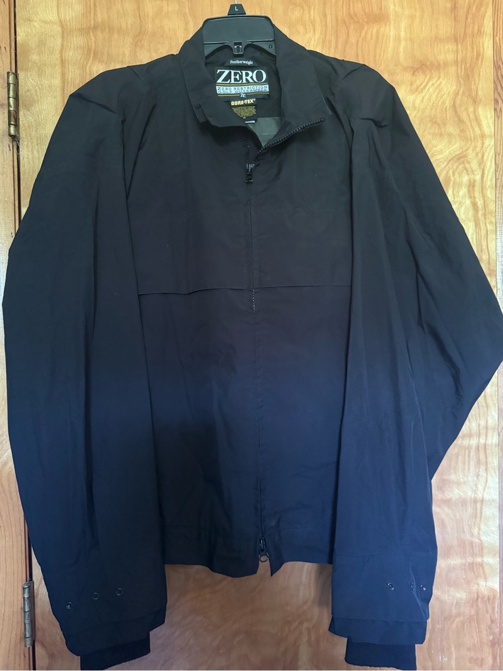 Zero Restrictions golf outerwear Black goretex Jacket featherlight medium men’s